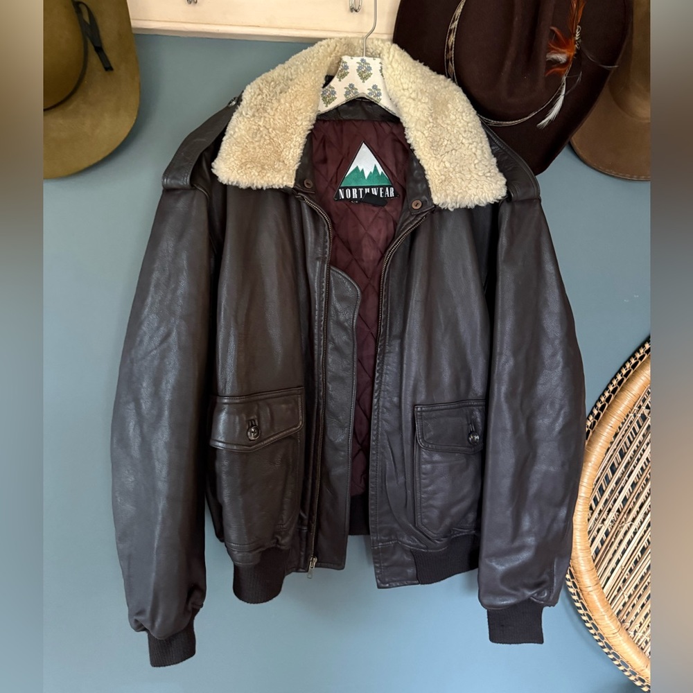 Vintage Nordstrom Northwear Leather Bomber aviator jacket Sherpa fur collar 46R